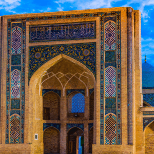 Uzbekistan: Sulle Orme della Via della Seta