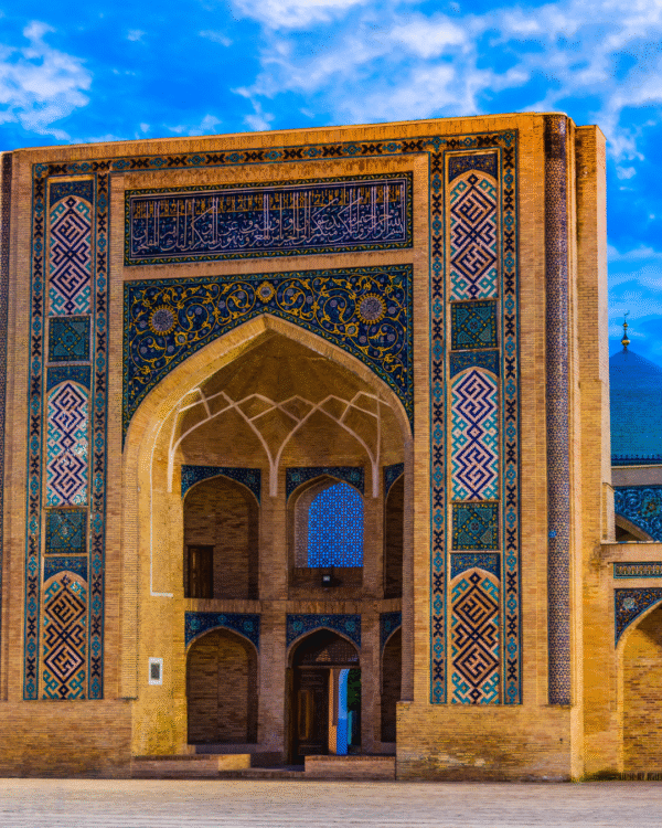 Uzbekistan: Sulle Orme della Via della Seta