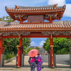 Da Tokyo alle isole di Okinawa: Onsen, sushi e mare tropicale